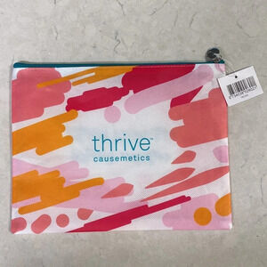 Thrive Causemetics Makeup Bag NWT